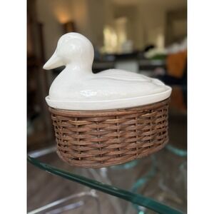 Vintage‎ French Chef Gourmet Cookware Duck on Basket Nest Covered Casserole Dish